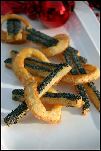 Cheese straws (allumettes au fromage)