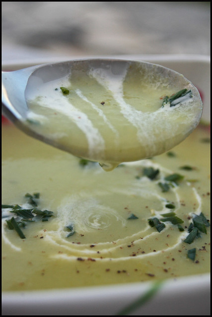 Soupe galloise de poireaux et pommes de terre (leek and potato soup)