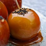 Toffee apples (pommes d'amour)